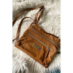 3/10$ Crossbody Relic Leather purse